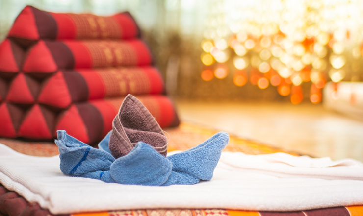 треугольные подушки